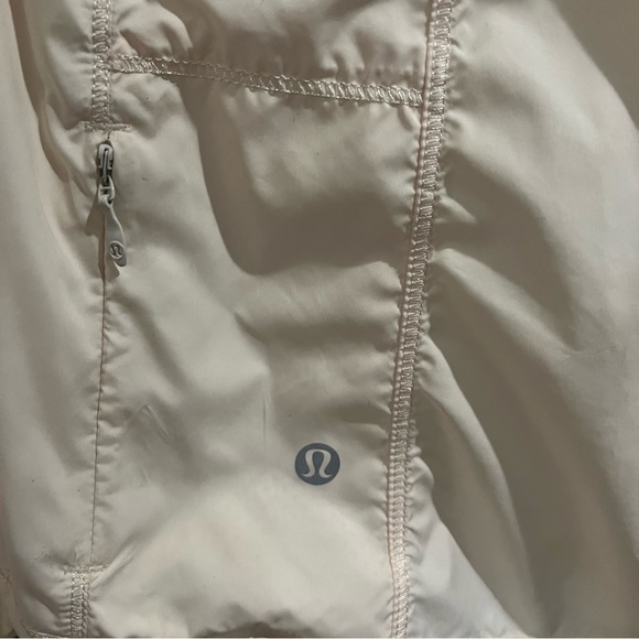 LULULEMON WOMEN HOODIE WIND BREAKER BLACK CREAM - Picture 5 of 7